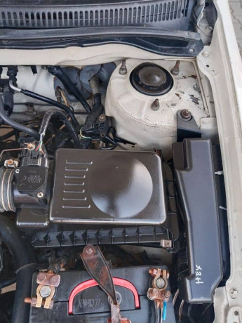 toyota-corolla-xli-2005-big-14