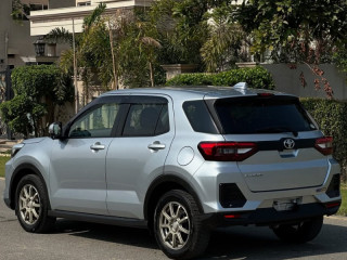 toyota-raize-xs