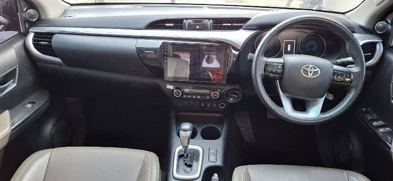 toyota-hilux-2019-big-2