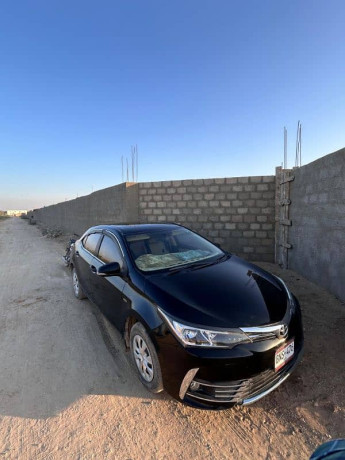 toyota-corolla-gli-2018-big-3