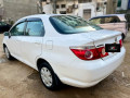 honda-fit-aria-200612-small-6
