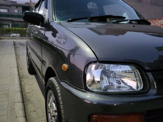 daihatsu-cuore-2010