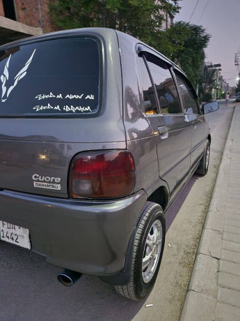 daihatsu-cuore-2010-big-2