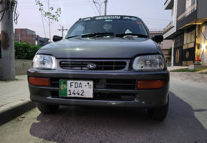 daihatsu-cuore-2010-big-6
