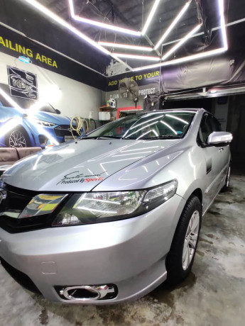 honda-city-15-silver-colour-big-3