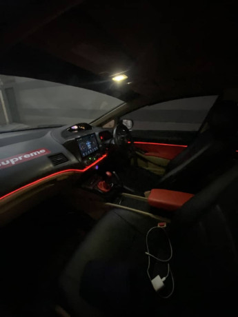 honda-civic-vti-oriel-big-6