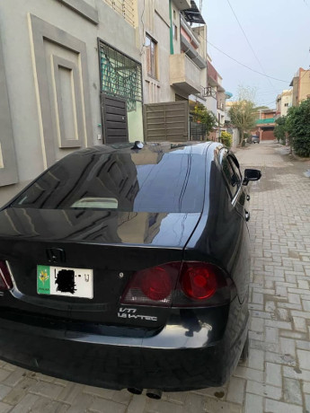 honda-civic-vti-oriel-big-3