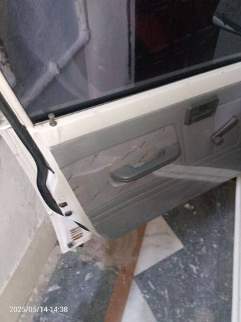 suzuki-mehran-vxr-2011-big-3