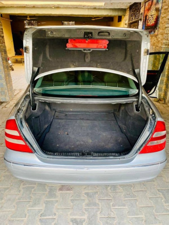 mercedes-e-class-2003-big-6