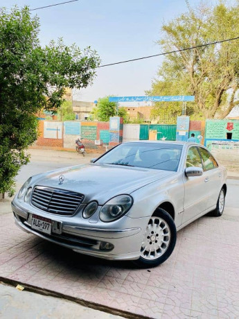mercedes-e-class-2003-big-1