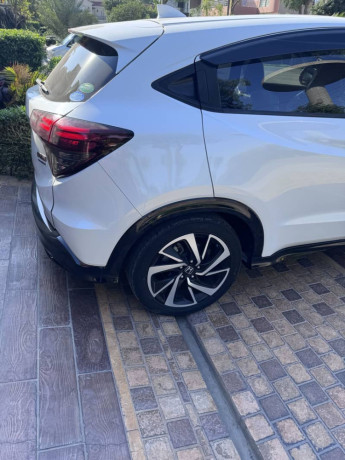 honda-vezel-big-5