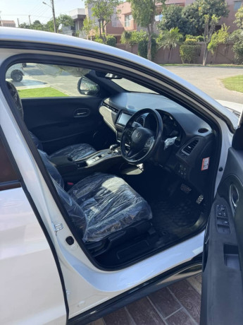 honda-vezel-big-0
