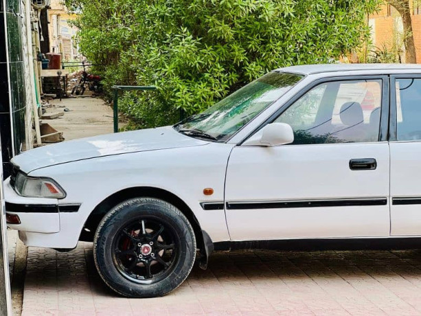 toyota-corona-1992-big-3