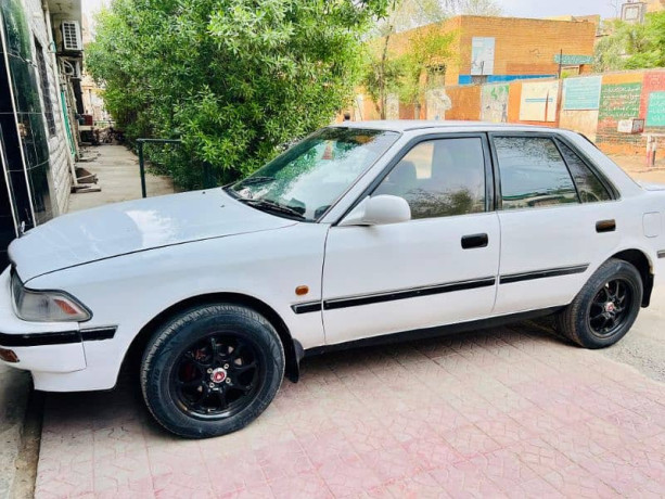 toyota-corona-1992-big-1