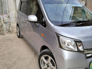 daihatsu-move-2013-super-mints-condition