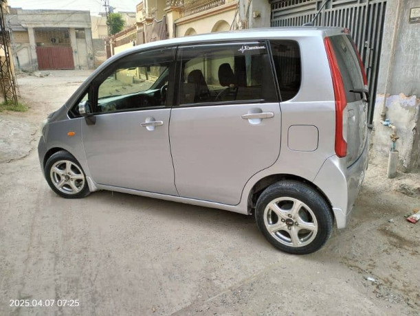 daihatsu-move-2013-super-mints-condition-big-2