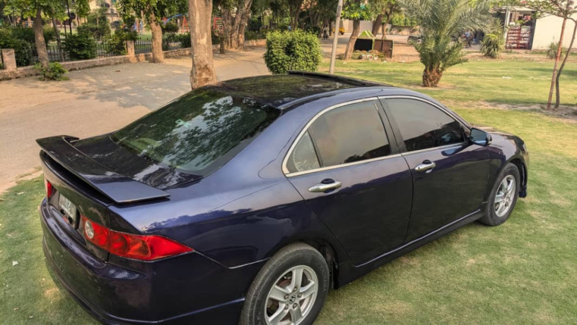 honda-accord-cl7-2003-big-9