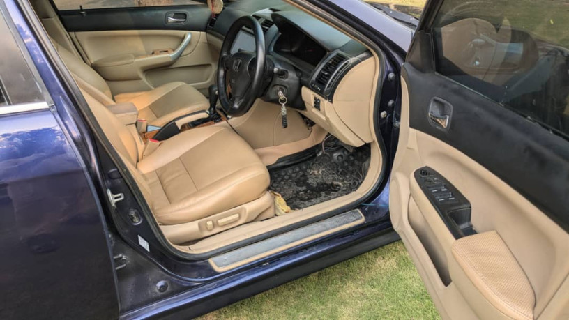 honda-accord-cl7-2003-big-11