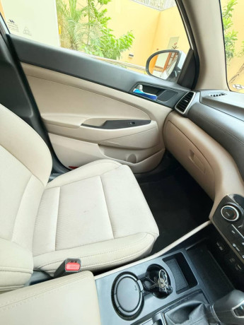 hyundai-tucson-fwd-2023-big-7