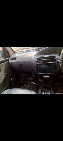 daihatsu-cuore-2004-big-4