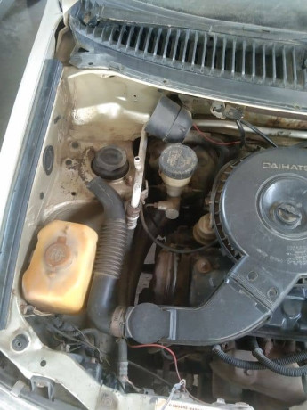 daihatsu-cuore-2007-big-8