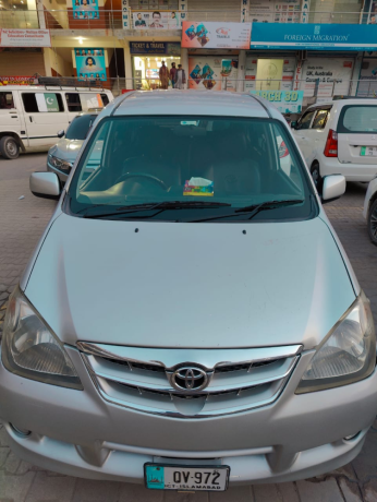 toyota-avanza-big-2