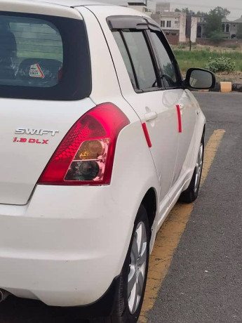 suzuki-swift-2019-dlx-navigation-big-9