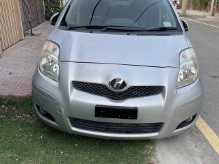 toyota-vitz-0709