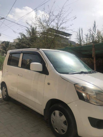 suzuki-wagon-r-2015-big-2
