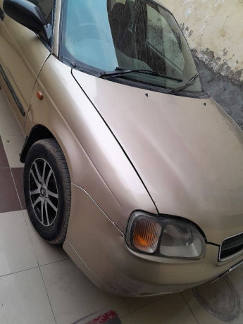 suzuki-baleno-2005-big-6