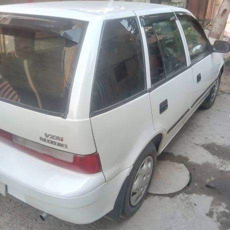 suzuki-cultus-2005-vxr-big-2