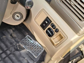toyota-corolla-altis-2005