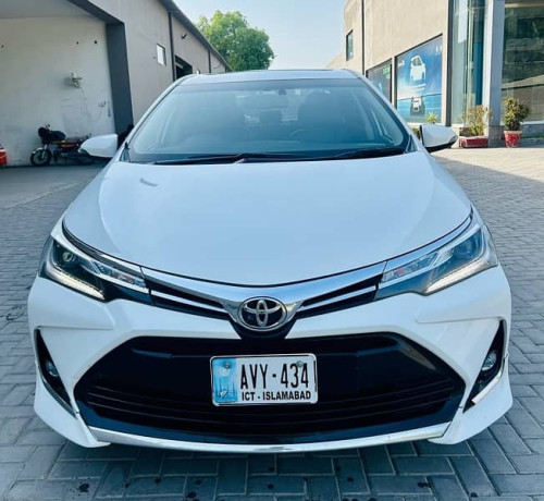 toyota-altis-grande-2021-black-interior-big-0