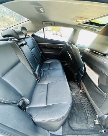 toyota-altis-grande-2021-black-interior-big-5
