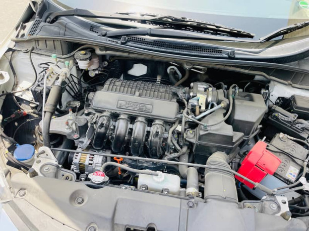 honda-city-12l-cvt-2024-big-6