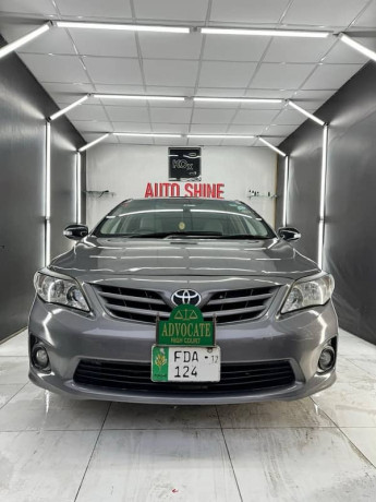 toyota-corolla-altis-2012-big-1