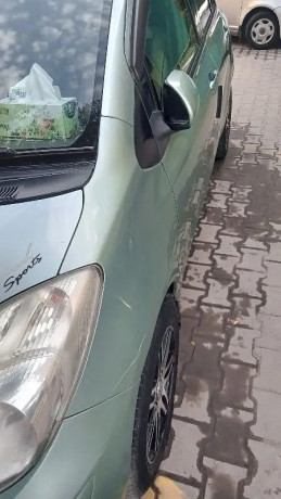 toyota-vitz-2010-big-2