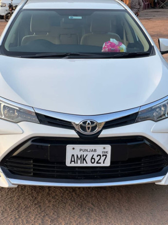 toyota-crolla-altis-16-big-10