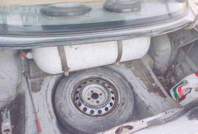 toyota-corolla-1995-big-2