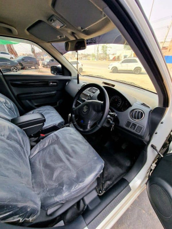 suzuki-swift-2021-big-1
