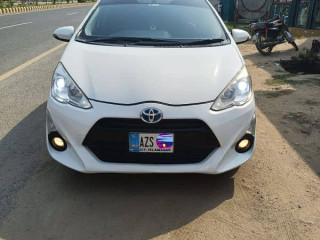 toyota-aqua-hrbrid-201522-model-for-sale