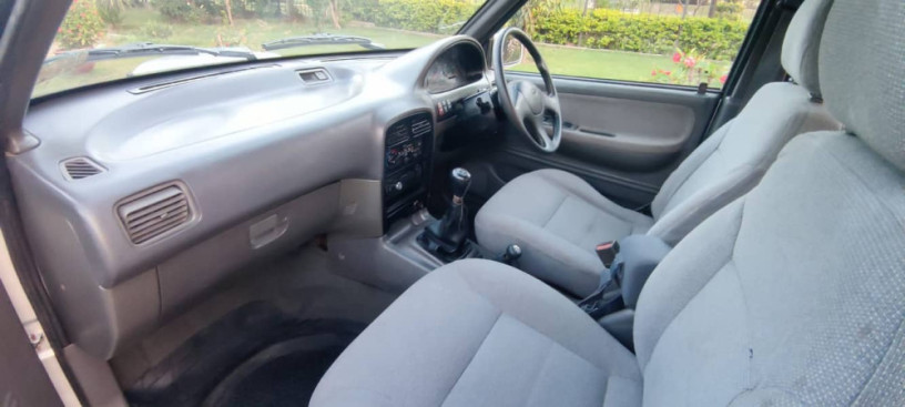 kia-sportage-20-lx-4x4-2002-big-6