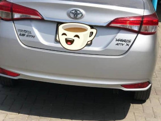 toyota-yaris-2021