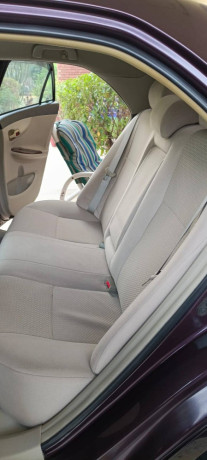 toyota-corolla-gli-2012-wine-red-big-7