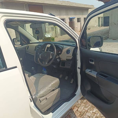 suzuki-wagon-r-2019-big-9