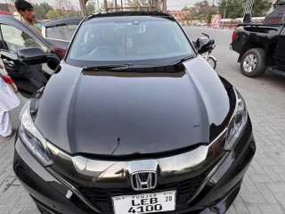 honda-vezel-haybrid-rs-model-201720
