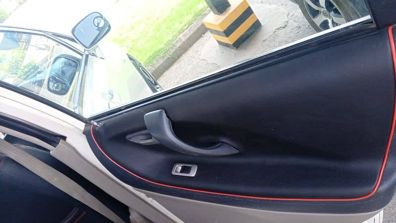 suzuki-liana-2006-big-10