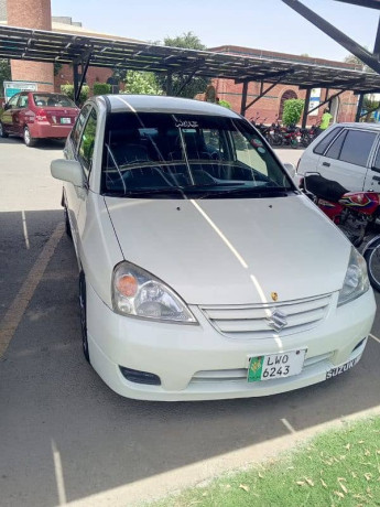 suzuki-liana-2006-big-5