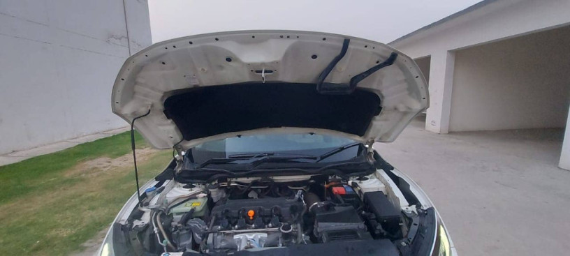 honda-civic-oriel-18-i-vtec-cvt-2021-big-8