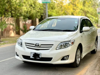 toyota-corolla-altis-18-manual